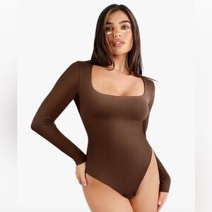 POPILUSH Brown Long Sleeve Bodysuit